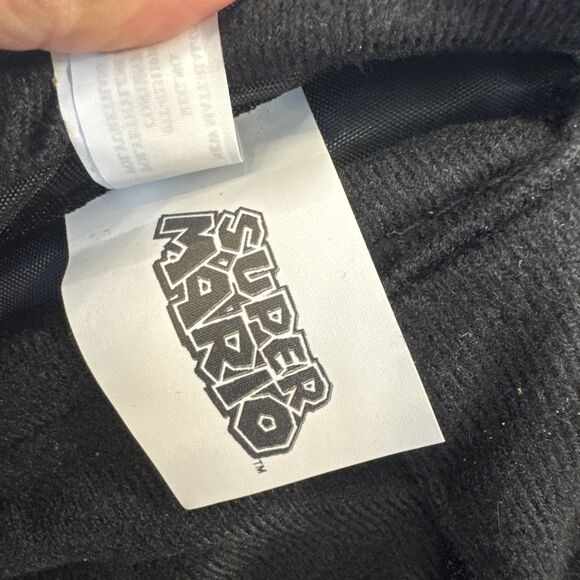 Nintendo 3DS Super Mario Black Universal Transporter Case - Picture 15 of 16